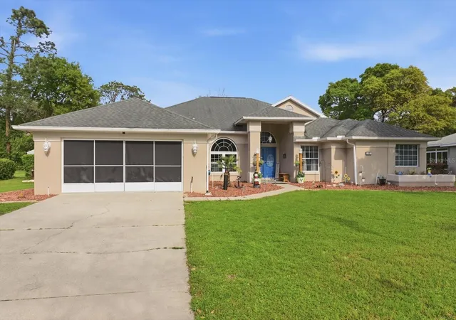 1st image of 30 Pine St, Homosassa, FL 34446 | MLS# TB8495260