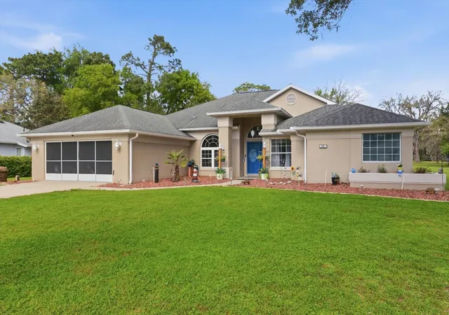2nd image of 30 Pine St, Homosassa, FL 34446 | MLS# TB8495260
