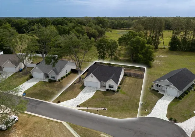 Photo 4 of Sale Pending at 217 SW 246th Way, Newberry, FL 32669 | MLS# GC539260 | Listing updated on 2026-09-17