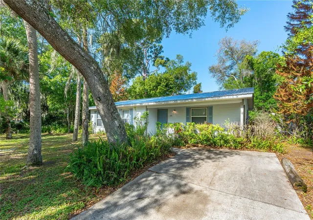 Homes for sale in New Smyrna Beach, FL | 240 Newcomb St, New Smyrna Beach, FL 32168 | MLS# NS1087893