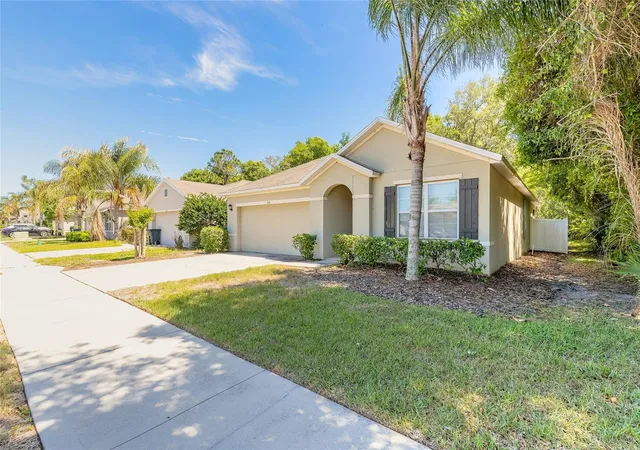 Photo 3 of Single family home for sale at 116 Fishermans Cvs Dr, Edgewater, FL 32141 | MLS# NS1087895 | Listing updated on 2026-09-14
