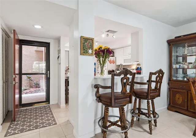Photo 3 of Condo for sale at 530 Cranes Way #107, Altamonte Springs, FL 32701 | MLS# O6397315 | Listing updated on 2026-05-20