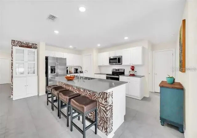 Photo 3 of Single family home for sale at 4382 Sunny Crk Pl, Kissimmee, FL 34746 | MLS# O6397316 | Listing updated on 2026-09-16