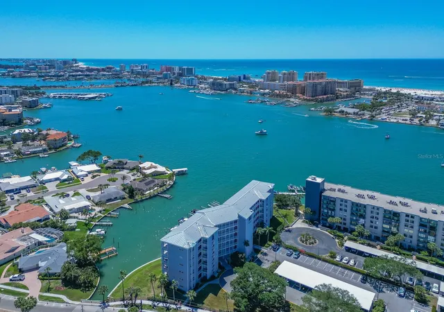 39th image of 610 Island Wy #407, Clearwater Beach, FL 33767 | MLS# TB8495352