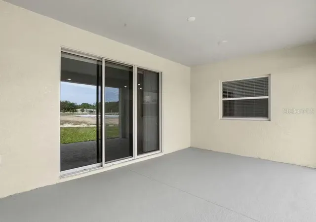 Photo 10 of Single family home for sale at 837 Marion Oaks Ln, Ocala, FL 34473 | MLS# L4960937 | Listing updated on 2026-08-10