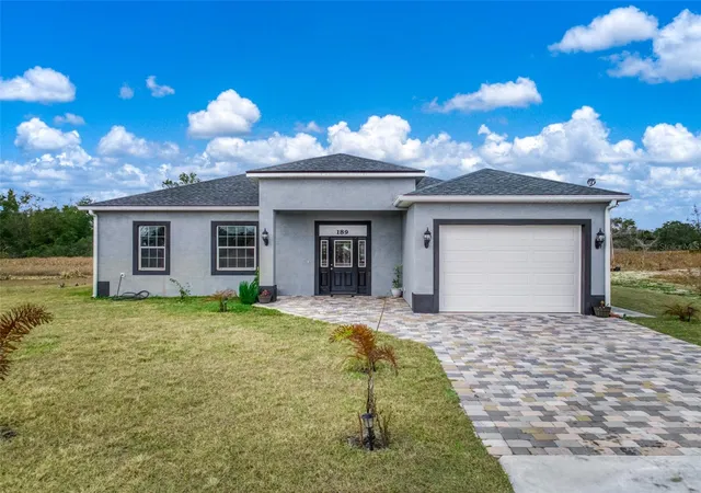 Homes for sale in Avon Park, FL | 189 N Oleander Dr, Avon Park, FL 33825 | MLS# P4938390