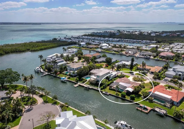 1st image of 741 Old Compass Rd, Longboat Key, FL 34228 | MLS# A4689309