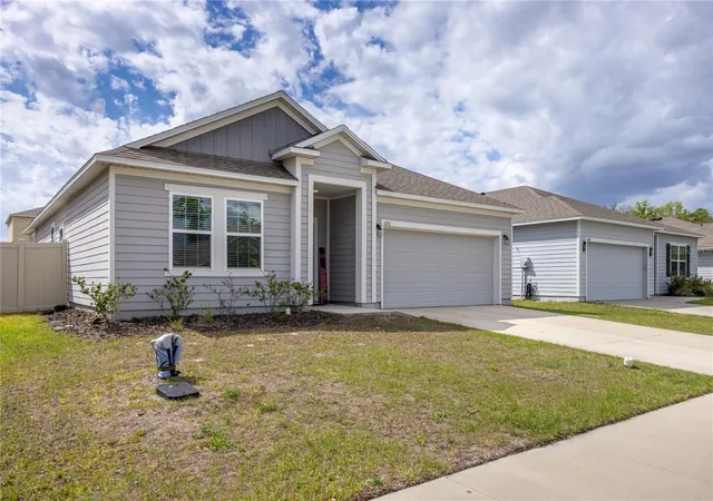 Photo 2 of Single family home for sale at 670 Nw 243rd Terrace, Newberry, FL 32669 | MLS# GC539271 | Listing updated on 2026-08-18