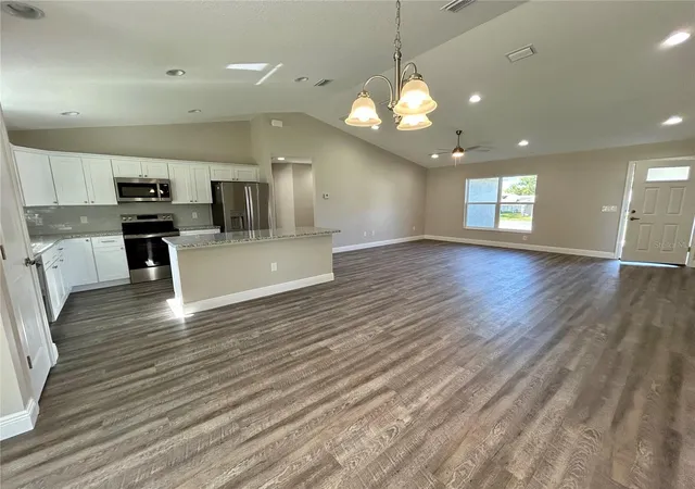 Photo 3 of Single family home for sale at 15625 Se 84th Terrace, Summerfield, FL 34491 | MLS# G5110748 | Listing updated on 2026-07-22