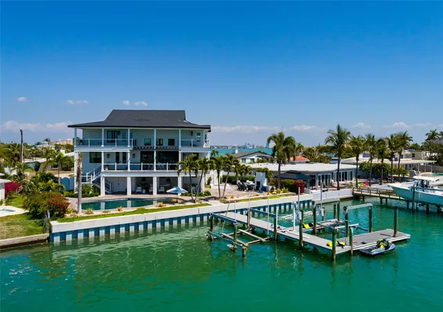 Homes for sale in St Pete Beach, FL | 5408 Pali Wy, St Pete Beach, FL 33706 | MLS# TB8495421
