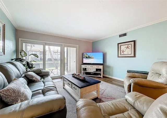 4th image of 1801 Gulf Dr N #173, Bradenton Beach, FL 34217 | MLS# A4689318