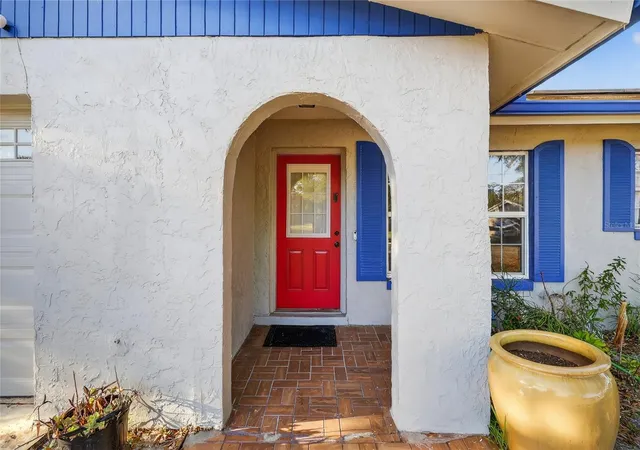 Photo 4 of Single family home for sale at 2715 Elmhurst Cir, Orlando, FL 32810 | MLS# S5147414 | Listing updated on 2026-09-26