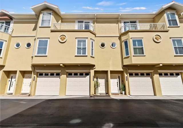 Photo 3 of Townhouse for sale at 1071 Pinellas Bayway S, Saint Petersburg, FL 33715 | MLS# TB8495439 | Listing updated on 2026-07-06
