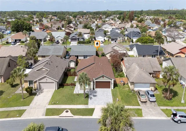 Photo 4 of Single family home for sale at 4980 Warrior Ln, Kissimmee, FL 34746 | MLS# S5147417 | Listing updated on 2026-04-18