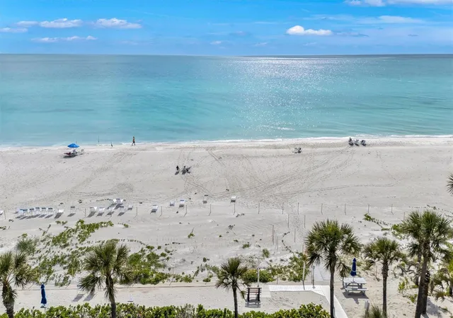 Photo 1 of Condo for sale at 3806 Gulf Of Mexico Dr #C310, Longboat Key, FL 34228 | MLS# R4911020 | Listing updated on 2026-10-02