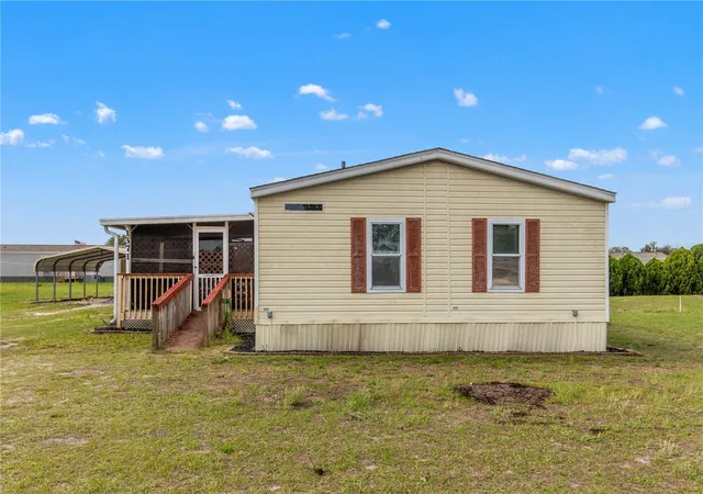 Homes for sale in Lake Panasoffkee, FL | 1371 Nw 12th Ln, Lake Panasoffkee, FL 33538 | MLS# G5110759
