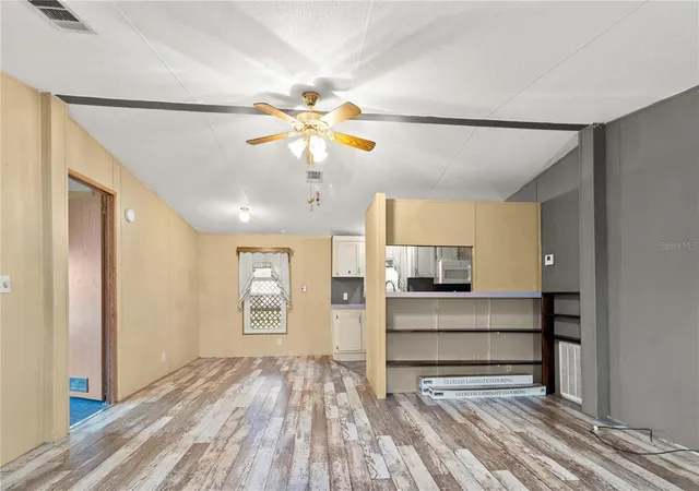 Homes for sale in Lake Panasoffkee, FL | 1371 Nw 12Th Ln, Lake Panasoffkee, FL 33538 | MLS# G5110759