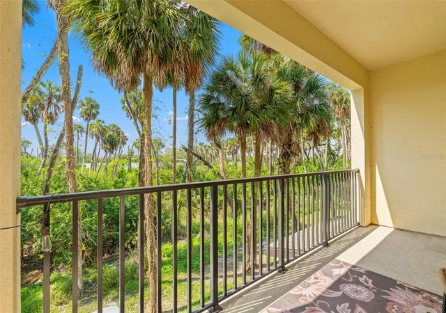 Photo 2 of Townhouse for sale at 4720 Tuscan Loon Dr, Tampa, FL 33619 | MLS# TB8495475 | Listing updated on 2026-09-30