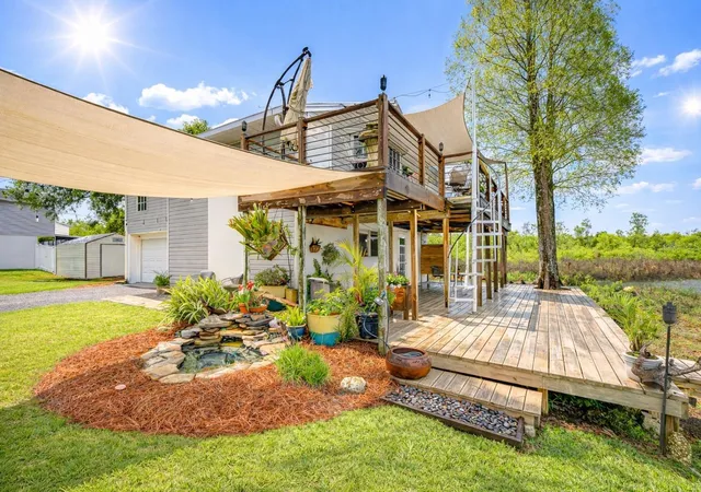 2nd image of 1216 Brandon Lakes Ave, Valrico, FL 33594 | MLS# TB8495506
