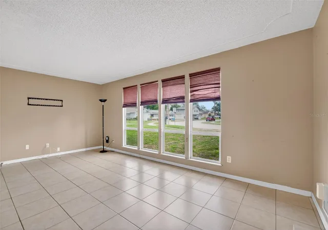 Photo 4 of Single family home for sale at 175 Sheridan Ave, Longwood, FL 32750 | MLS# O6397490 | Listing updated on 2026-10-02