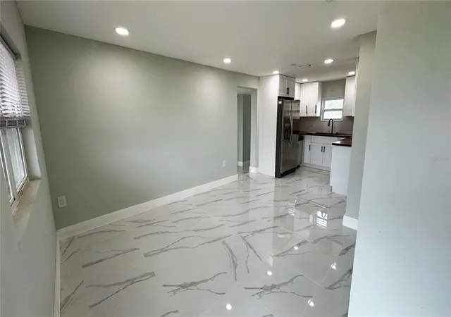 3rd image of 130 Virginia Ct, Englewood, FL 34223 | MLS# TB8495551