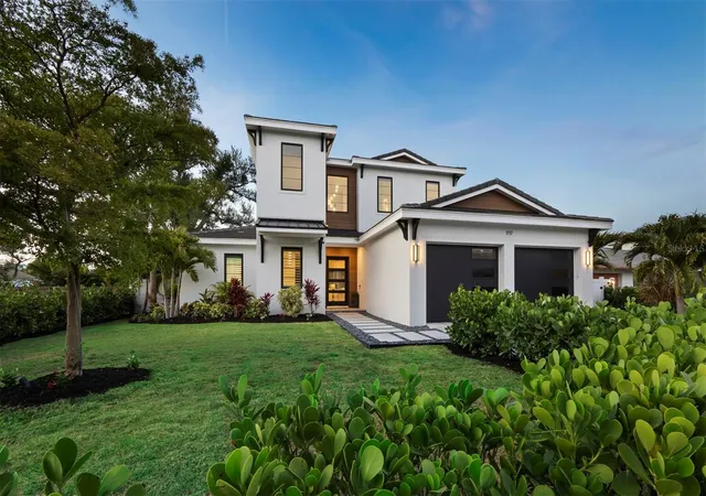 43rd image of 1717 Alta Vista St, Sarasota, FL 34236 | MLS# A4689355