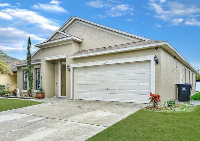 Homes for sale in Orlando, FL | 9162 Venezia Plantation Dr, Orlando, FL 32829 | MLS# O6397536