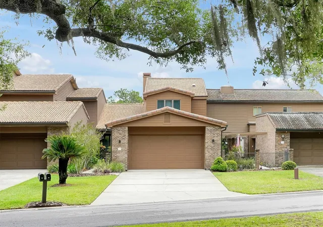 Townhouse for sale at 139 Woden Way, WINTER HAVEN, FL 33884 | MLS# P4938404