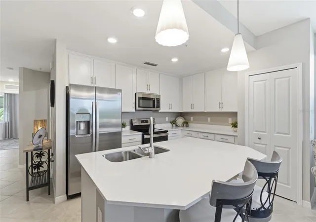 5th image of 14151 Heritage Landing Blvd #1011, Punta Gorda, FL 33955 | MLS# C7524565