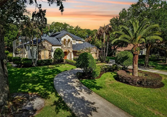 Photo 1 of Single family home for sale at 2068 Roberts Point Dr, Windermere, FL 34786 | MLS# O6397543 | Listing updated on 2026-08-31