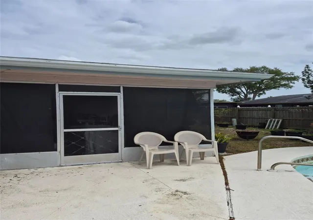 32nd image of 11738 96th Pl, Seminole, FL 33772 | MLS# TB8495631