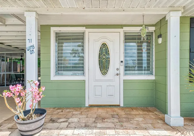 2nd image of 71 Winson Ave, Englewood, FL 34223 | MLS# D6146963