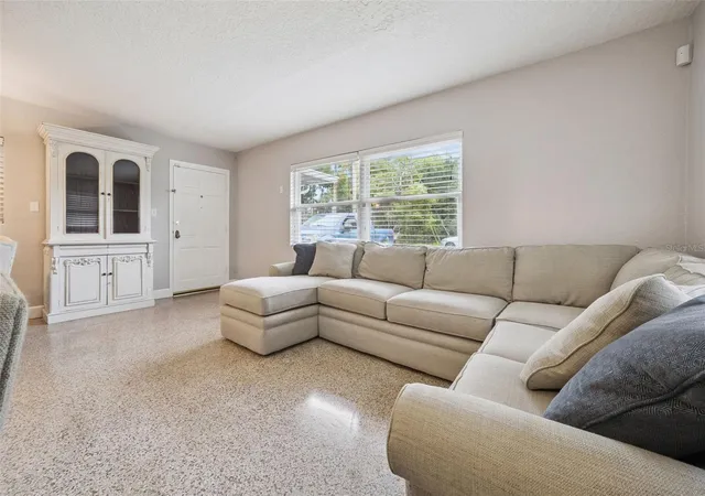 Homes for sale in Orlando, FL | 2513 Musselwhite Ave, Orlando, FL 32804 | MLS# O6397581