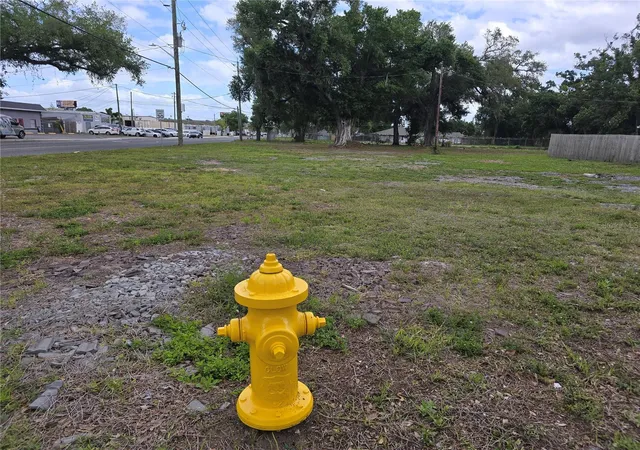 Photo 4 of Land for sale at 904 26th Avenue E, Bradenton, FL 34208 | MLS# A4689384 | Listing updated on 2026-05-27