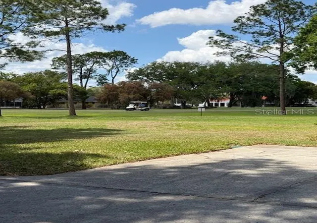 Photo 4 of Townhouse for sale at 400 S Howard Ave, Lakeland, FL 33815 | MLS# L4960968 | Listing updated on 2026-04-22