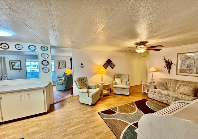 Photo 3 of Manufactured home for sale at 5511 Denmark Dr, Bradenton, FL 34207 | MLS# A4689403 | Listing updated on 2026-08-03