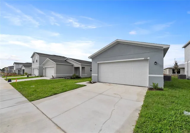 5th image of 2077 Golden Beak Dr, Eagle Lake, FL 33839 | MLS# C7524579