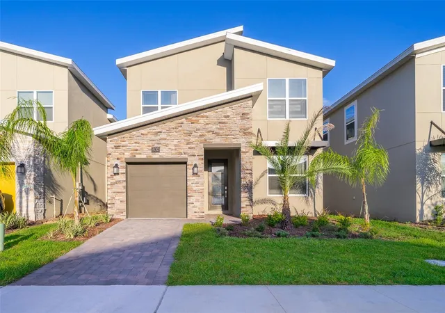 Photo 1 of Single family home for sale at 800 Sticks St, Davenport, FL 33896 | MLS# S5147481 | Listing updated on 2026-10-29