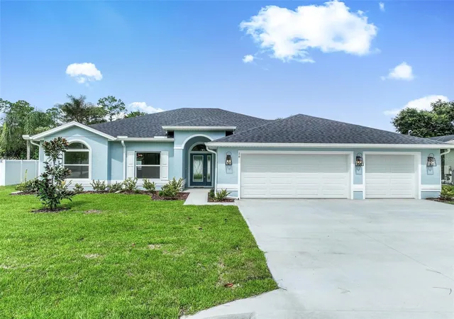 Photo 2 of Single family home for sale at 16 Evansville Ln, Palm Coast, FL 32164 | MLS# FC317597 | Listing updated on 2026-10-07