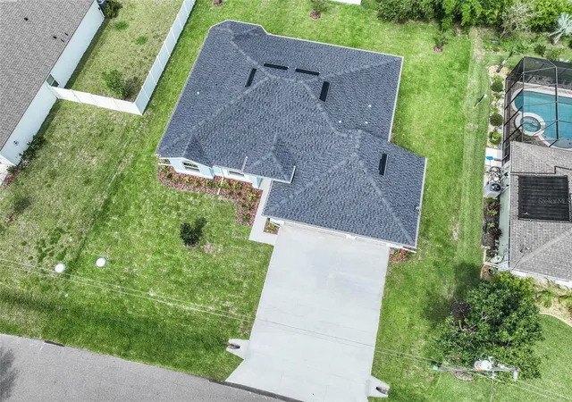 Photo 3 of Single family home for sale at 16 Evansville Ln, Palm Coast, FL 32164 | MLS# FC317597 | Listing updated on 2026-10-07