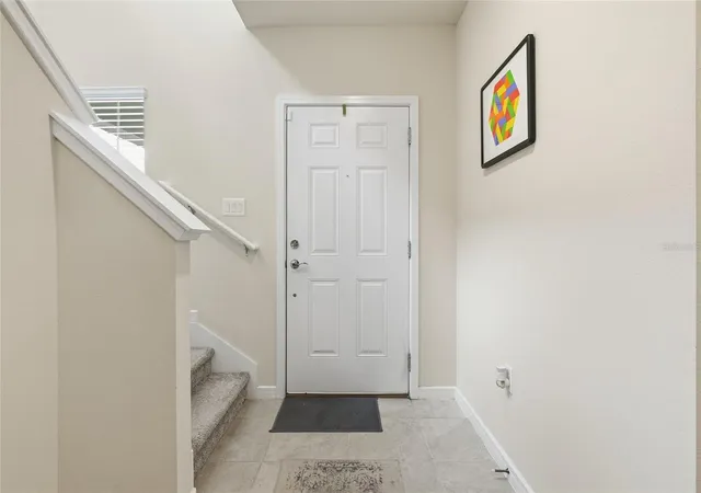 4th image of 4071 Feather Tree Dr, Apopka, FL 32712 | MLS# G5110794
