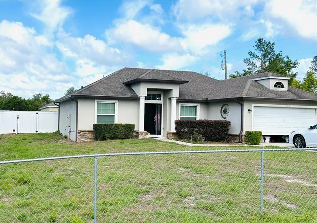 1st image of 40551 E 5th Avenue, Umatilla, FL 32784 | MLS# G5110795