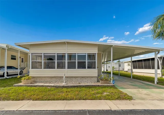 Homes for sale in Largo, FL | 12651 Seminole Blvd #15I, Largo, FL 33778 | MLS# TB8495754