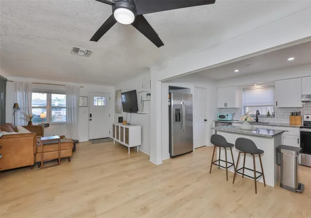 2nd image of 8391 59th Ln N, Pinellas Park, FL 33781 | MLS# TB8495765