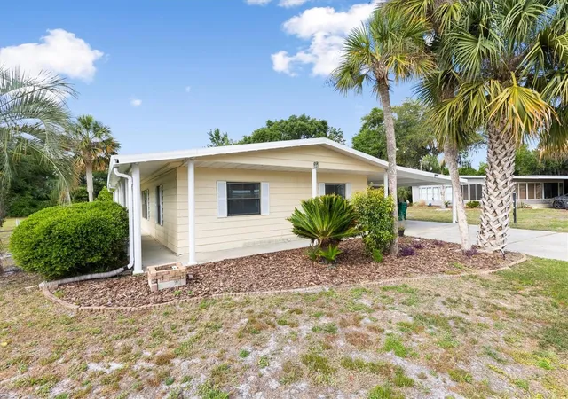 1st image of 5556 Columbus Cir, Wildwood, FL 34785 | MLS# G5110797