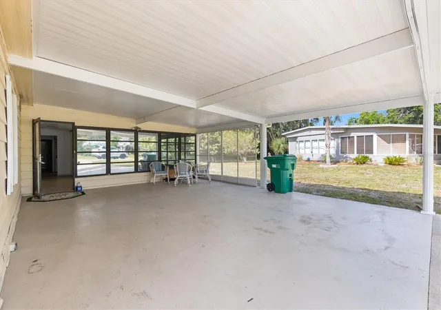 2nd image of 5556 Columbus Cir, Wildwood, FL 34785 | MLS# G5110797