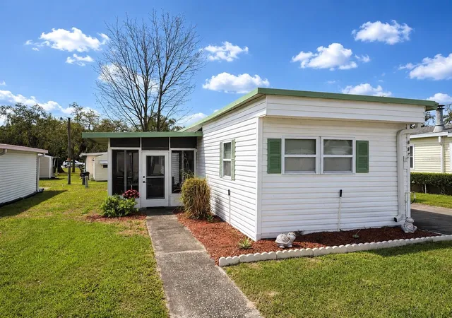 1st image of 637 Misti Dr, Leesburg, FL 34788 | MLS# G5110798