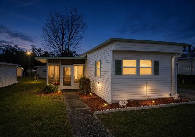 2nd image of 637 Misti Dr, Leesburg, FL 34788 | MLS# G5110798