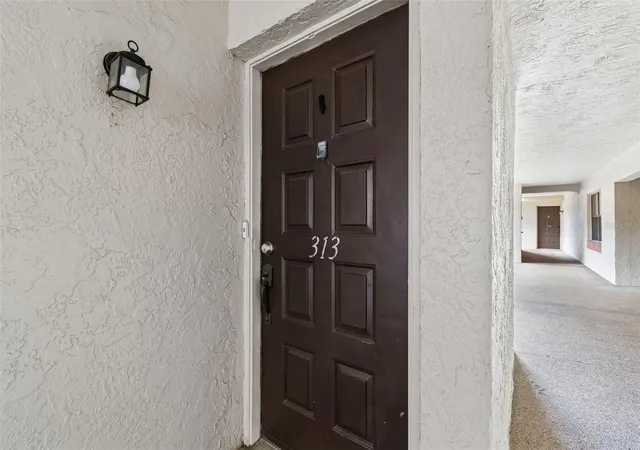 2nd image of 2971 Estancia Blvd #313, Clearwater, FL 33761 | MLS# TB8495776