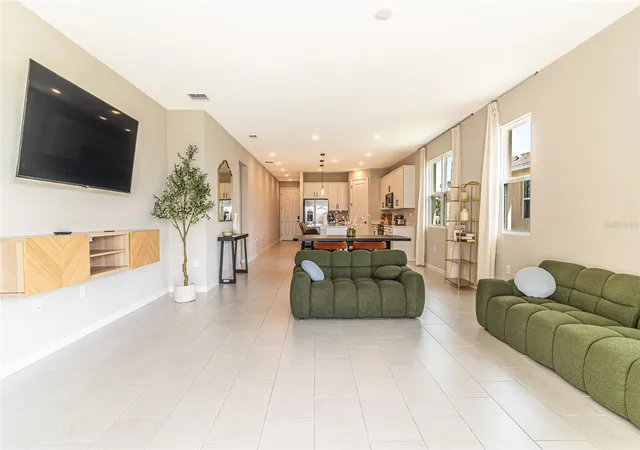 4th image of 148 Hilltop Bloom Loop, Haines City, FL 33844 | MLS# L4960976